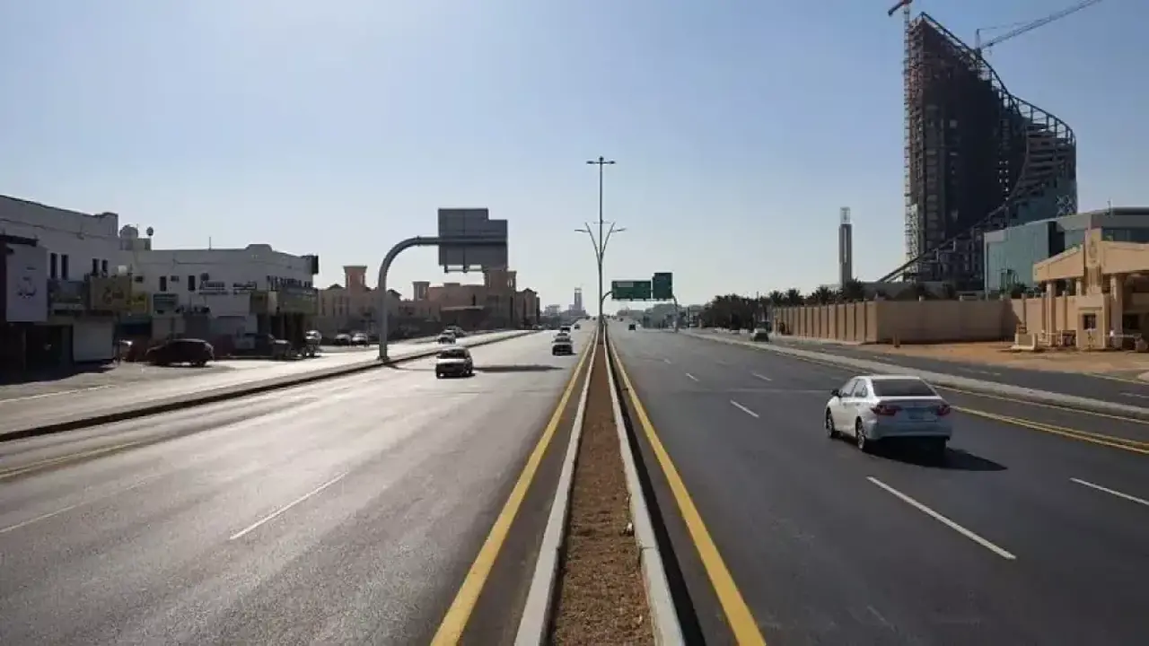 إغلاق أهم طرق الرياض يربك حركة التنقل في العاصمة السعودية صباح العيد
